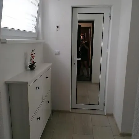 Apartment Apple -